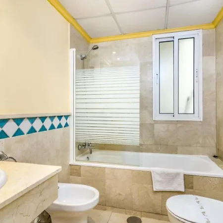 Appartement Apartamento 328